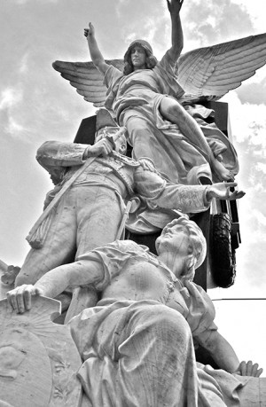 Cementerio - Yasmin Sabrina Hernandez