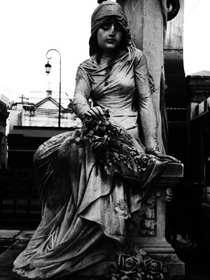 Cementerio - Noelia Kalanit Hambra